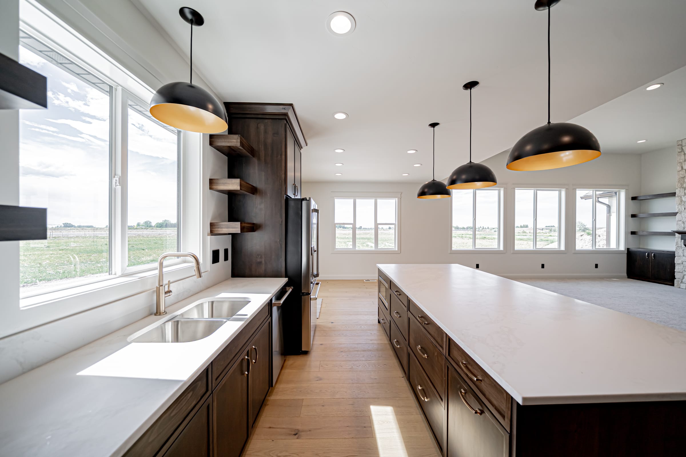 A bright Roberts, Idaho interior